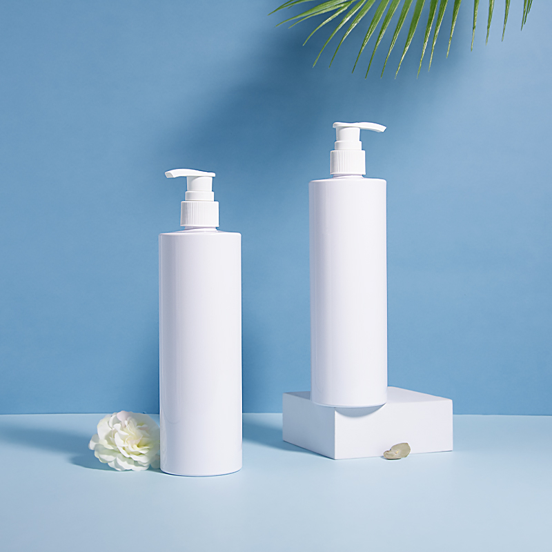 Runk brand cosmetic packaging spray bottle supplier from China